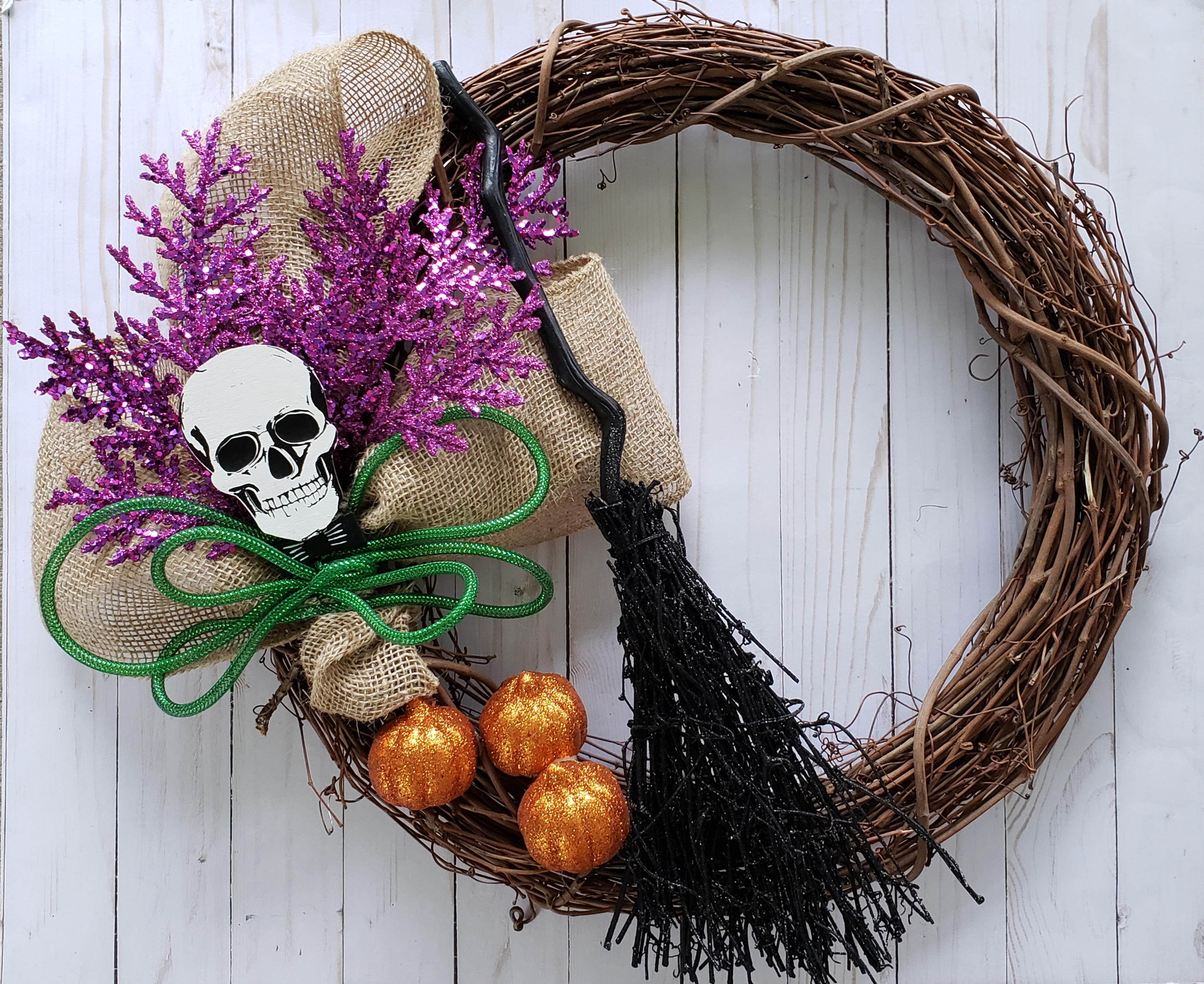 Spooky Chic Halloween Wreath